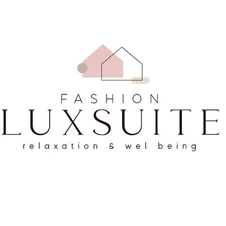 Lux Suite Taranto Exteriör bild