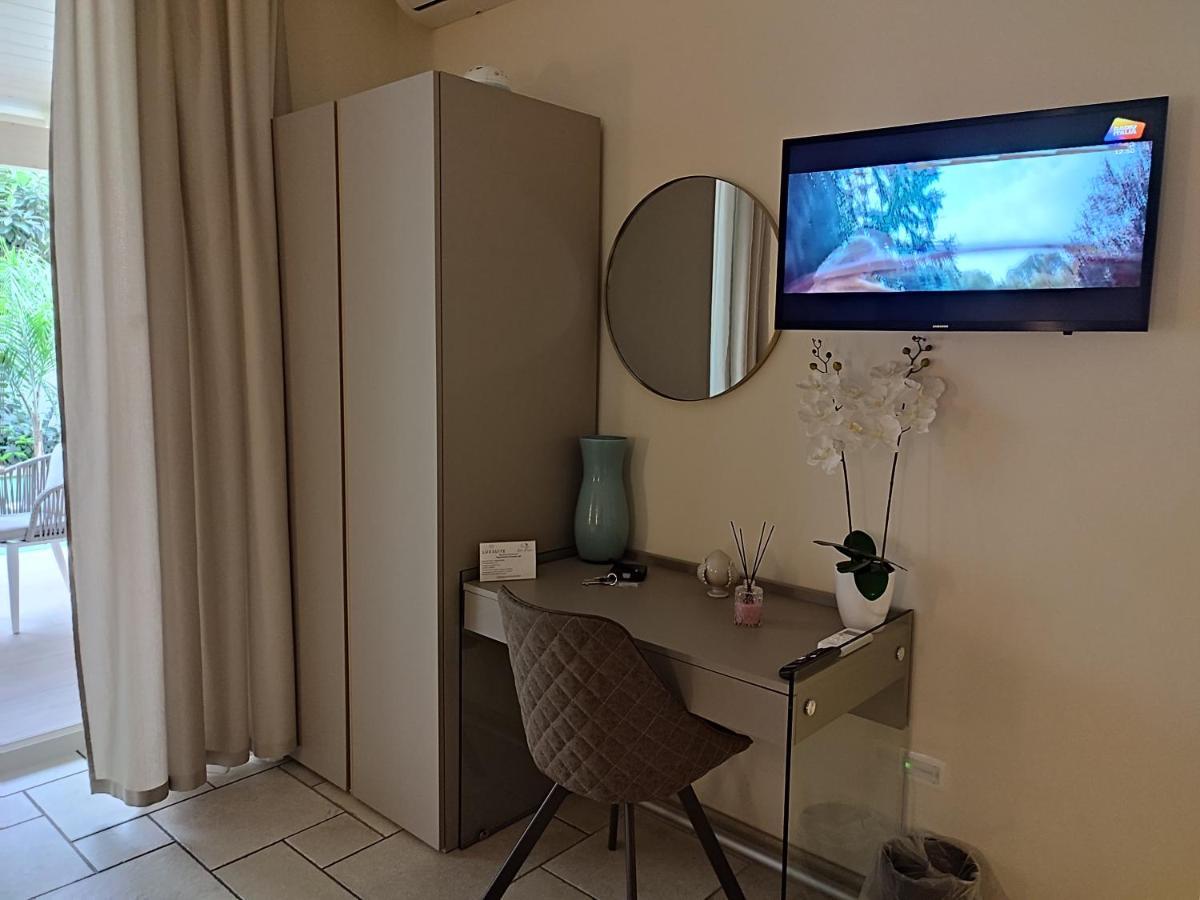 Lux Suite Taranto Exteriör bild